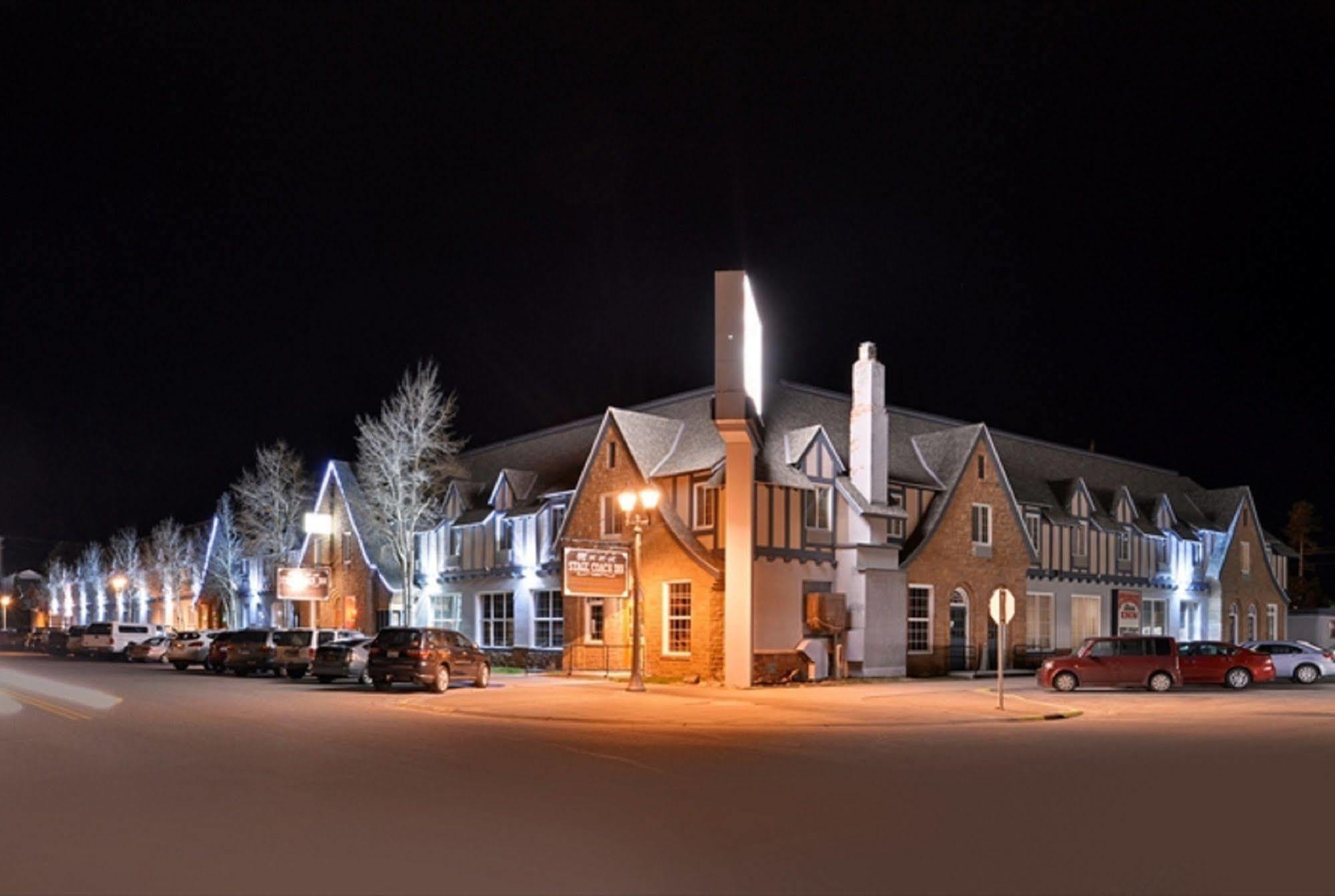 Stage Coach Inn West Yellowstone Exterior photo